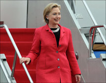 كلينتون تعتقد ان "الوقت ناضج " لسلام فلسطيني - أسرائيلي كلينتون تعتقد ان "الوقت ناضج " لسلام فلسطيني - أسرائيلي