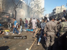 فرق الدفاع المدني تعمل على إطفاء الحرائق الناتجة عن التفجير الإرهابي الذي استهدف مدينة الباب شرقي حلب، السبت 7 نيسان 2018، عدسة حسن الأسمر، حرية برس©