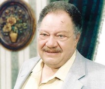 النجم المصري يحيى الفخراني النجم المصري يحيى الفخراني