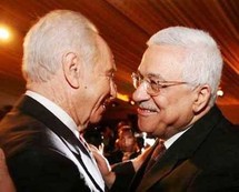 عباس لاول مرة يريد القول انه لديه خيارات اخرى غير المفاوضات