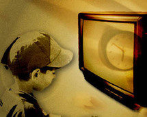 الفترة التي يقضيها الأطفال أمام الشاشة يجب ألا تزيد عن ساعتين يوميا