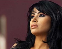 الفيلم من بطولة روبي وسوسن بدر