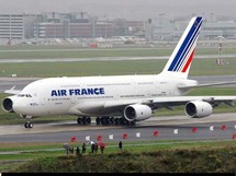 نصح وزير النقل الشركات الجوية بمطالبة الطائرات بملء خزاناتها خلال توقفها في الخارج