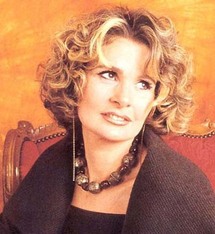 الفنانة المصرية يسرا