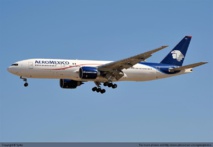 65 أمريكيا كانوا على متن الطائرة المكسيكية المنكوبة