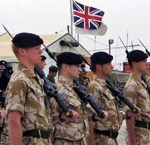 بريطانيا تعتزم اقرار تخفيضات تصل إلى نحو 8% في ميزانية القوات المسلحة
