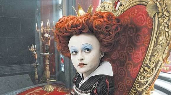 هيلينا بونهام كارتر أدوار ملوكية سابقة ودور بطولة في حديث الملك