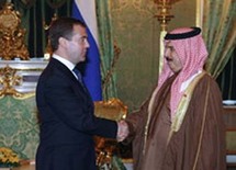 الرئيس الروسي خلال استقباله الوفد البحريني