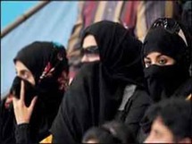 النساء بتن يجرؤن على اظهار وجوههن النساء بتن يجرؤن على اظهار وجوههن