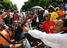 اتهمها الكثيرون بأنها متحاملة ومتشبثة بماض عنصري مقيت