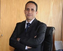 الإعلامي المغربي علي أنوزلا