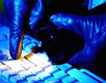 الفتيات يمثلن فريسة سهلة للعصابات ووعودها الفارغة