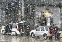 الوضع ليس افضل حالا للسائقين حيث اغلق عدد كبير من الطرقات