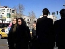 يأتي الحكم إعمالا لمبدا القصاص بحسب الشريعة الاسلامية المطبقة في إيران