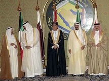 دعت عدة دول خليجية ضمنا الى ضرب إيران دعت عدة دول خليجية ضمنا الى ضرب إيران