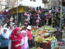 الطبيعة الإحتكارية للسوق وارتفاع الدولار مقابل الجنيه المصري يشعل أسعار الغذاء في مصر الطبيعة الإحتكارية للسوق وارتفاع الدولار مقابل الجنيه المصري يشعل أسعار الغذاء في مصر