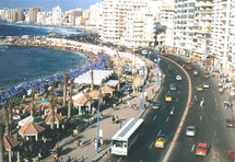 شاطئ سيدي بشر بالاسكندرية حيث تقع الكنيسة شاطئ سيدي بشر بالاسكندرية حيث تقع الكنيسة