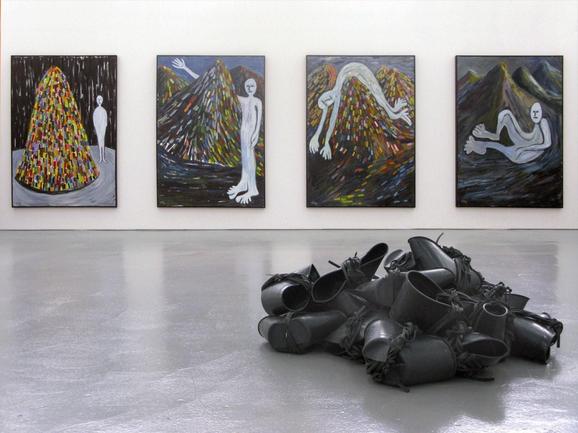 هيئة أبوظبي للثقافة والتراث تنظم معرضا للفنان الإماراتي حسن شريف  في قاعة حي قصر الحصن 