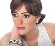 الممثلة التونسية سناء يوسف
