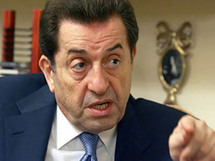 وزير العمل والنائب المسيحي بطرس حرب وزير العمل والنائب المسيحي بطرس حرب