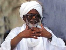 الزعيم الاسلامي السوداني المعارض حسن الترابي