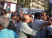 دعا الفنان خالد الصاوي الى لقاء في نادي نقابة المهن التمثيلية تضامنا مع مطالب الجماهير