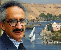 صنع الله ابراهيم احد الموقعين على بيان المثقفين المصريين