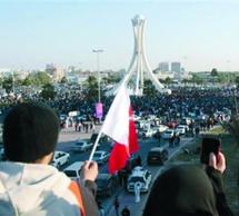 الاحتجاجات في دوار اللؤلؤ بالمنامة الاحتجاجات في دوار اللؤلؤ بالمنامة