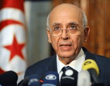 استقالة الغنوشي من منصبه و تعيين الباجي قائد السبسي رئيسا جديدا للحكومة التونسية استقالة الغنوشي من منصبه و تعيين الباجي قائد السبسي رئيسا جديدا للحكومة التونسية
