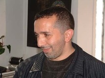 الشاعر والصحفي الجزائري ابو بكر زمال