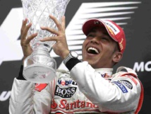 فيتيل يتفوق على هاملتون في تجربة السرعة بسباق فورمولا البرازيلي