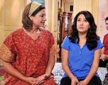 المرأة في الدراما العربية بسيطة ضعيفة وتابعة للرجل ومهضومة الحقوق