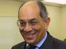 يوسف بطرس غالي وزير المالية المصري السابق