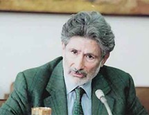 الكاتب الفلسطيني الأصل إدوارد سعيد