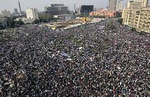 تظاهرة "لانقاذ الثورة" في ميدان التحرير بالقاهرة تظاهرة "لانقاذ الثورة" في ميدان التحرير بالقاهرة