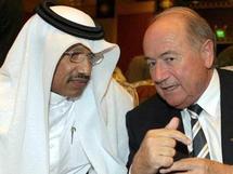 السويسري جوزيف بلاتر والقطري محمد بن همام