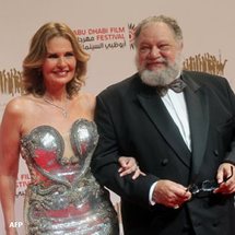 يسرا ويحيى الفخراني في المهرجان الماضي - ارشيف