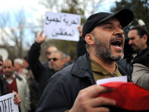 المنع غير الانساني لوصول الطواقم الطبية حصل في مدينة درعا وحرستا قرب دمشق