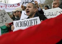 السلطة أعلنت بدء الحوار للتخفيف من الضغوط الخارجية والداخلي السلطة أعلنت بدء الحوار للتخفيف من الضغوط الخارجية والداخلي