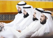 ياتي العراك في مجلس الامة في ظل تصاعد التوتر الطائفي بين الاقلية الشيعية والغالبية السنية