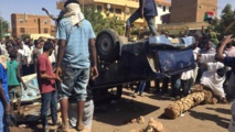  السودان:"إطلاق ذخيرة حية" على مشيعي الطبيب القتيل بالخرطوم