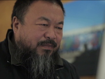 الفنان والمعارض الصيني الشهير آي ويوي