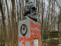 مقبرة كارل ماركس تتعرض للتخريب للمرة الثانية في غضون شهر