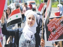   قتلى برصاص قوى الامن في ريف دمشق ومظاهرات في كافة انحاء سوريا