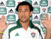 لاعب كرة القدم البرازيلي الدولي فريد