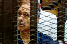 دفاع اسر الضحايا في محاكمة العادلي يطلب الاطلاع على تسجيلات المخابرات 