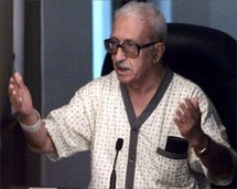 طارق عزيز يناشد المالكي تنفيذ حكم الاعدام به سريعا  