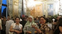 عمدة باريس يدعو الباريسيين إلى سهرة رمضانية تثير الجدل بفرنسا عمدة باريس يدعو الباريسيين إلى سهرة رمضانية تثير الجدل بفرنسا