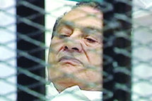 محاكمة مبارك تدخل في صلب الموضوع مع بدء الاستماع الى شهود الاثبات
