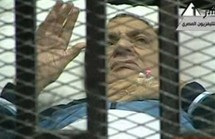 محاكمة مبارك:اول شاهد اثبات يقول ان سلاحا اليا قد يكون استخدم ضد المتظاهرين
